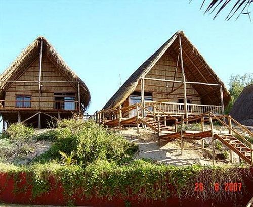 Casa Barry Beach Lodge Praia do Praia do Tofo Esterno foto